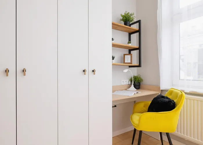 Warszauera Z Klimatyzacją Na skim Kazimierzu By Noclegi Renters